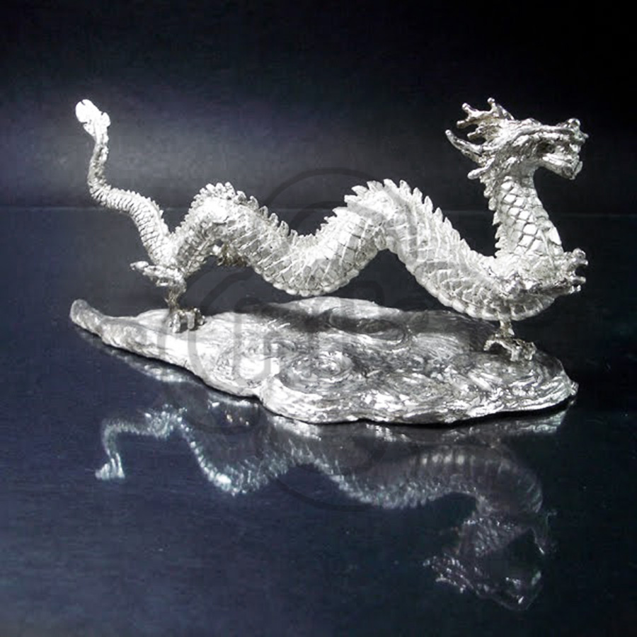[Dragon above the Cloud Statue] 100% Silver