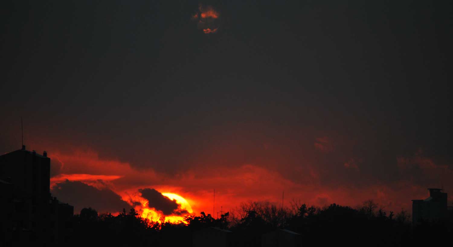 Last sunset of November 2024